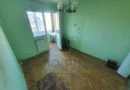 3 Camere. Etaj intermediar. Boxa. Centrala proprie. Termopane.