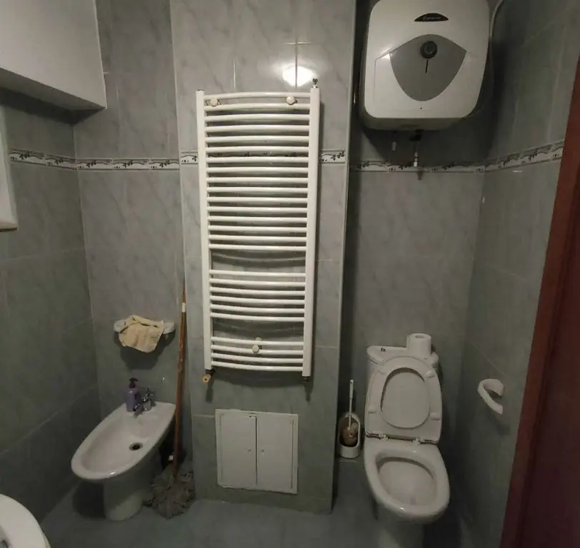 3 camere, zona Dacia, 93 mp, decomandat