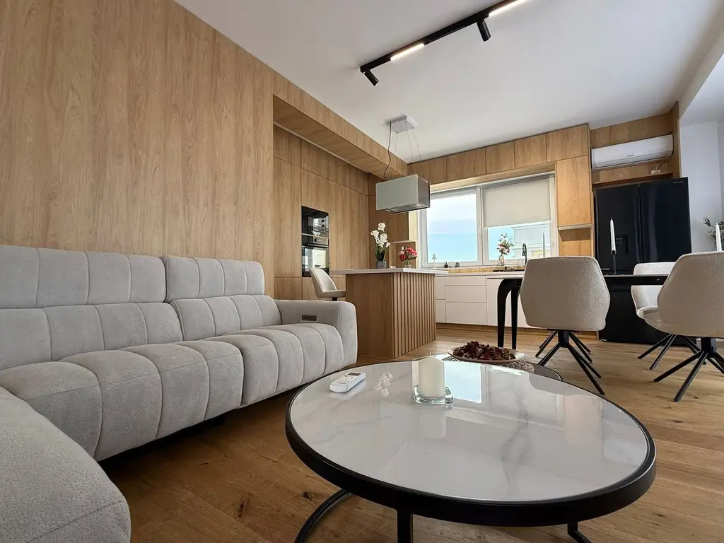 Luxury Duplex with Stunning Sunset Views *** Iancu Nicolae