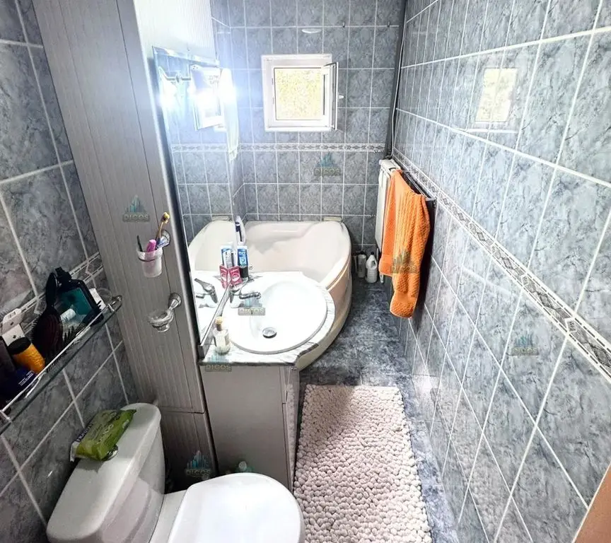Apartament 3 camere de vânzare – Zona Valah
