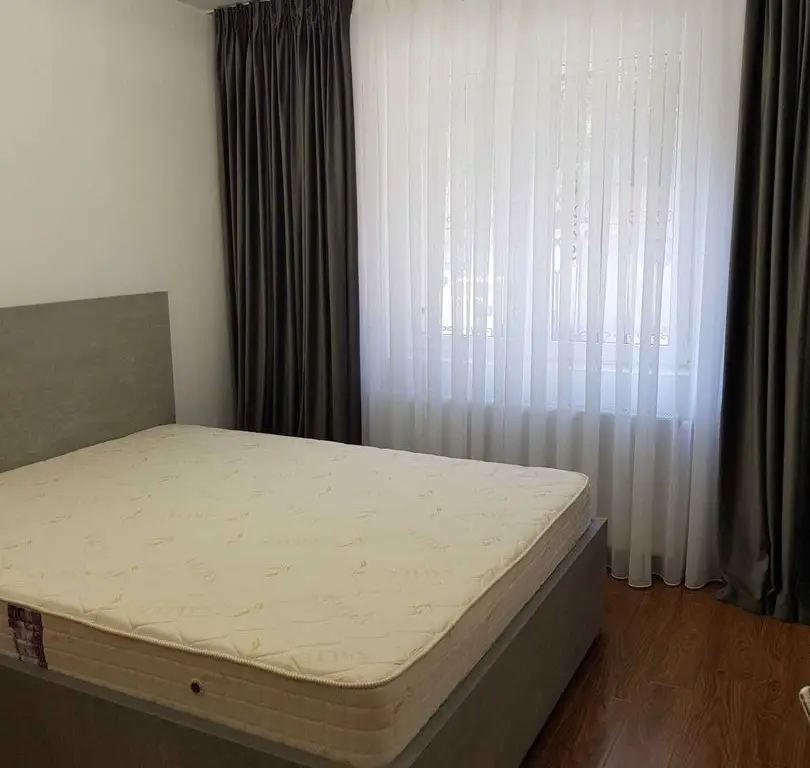 Proprietar vând apartament de 4 camere, zona Colentina - Fundeni