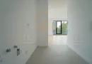 Stațiunea Mamaia - Vânzare apartament cu 2 camere, 2 bai si terasa de 47 mp.