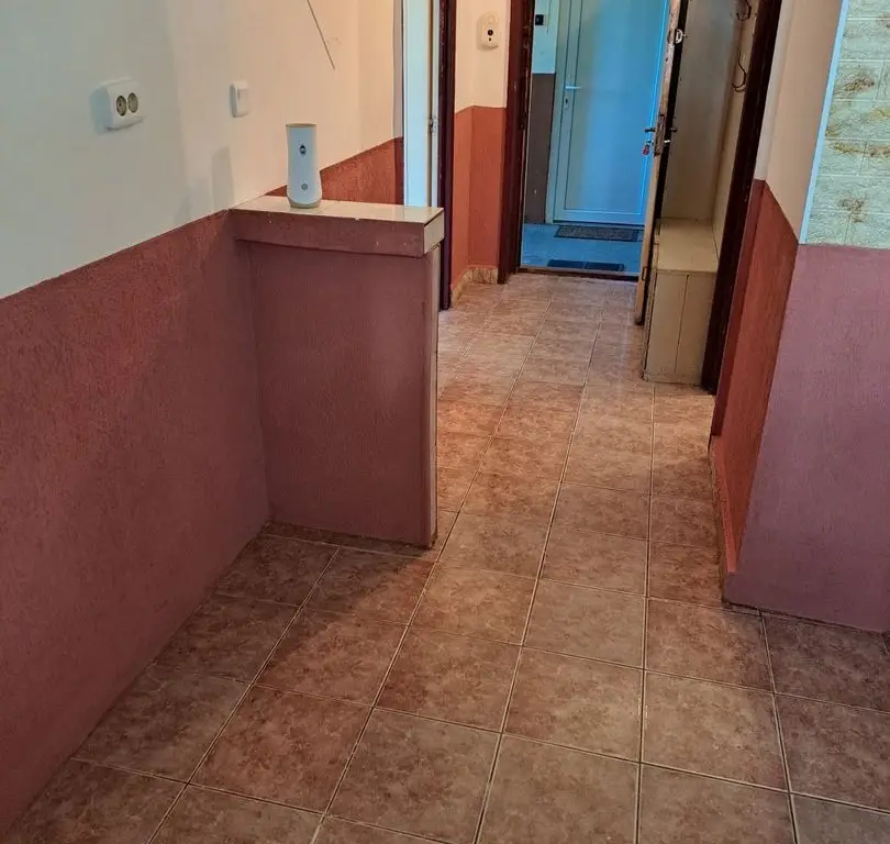 BRASADAS vinde garsoniera lux 37mp. Zona Ostrovului