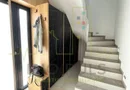 Apartament pe 3 nivele. Terasa 30 mp. 2 Balcoane. 2 Bai. Gradina