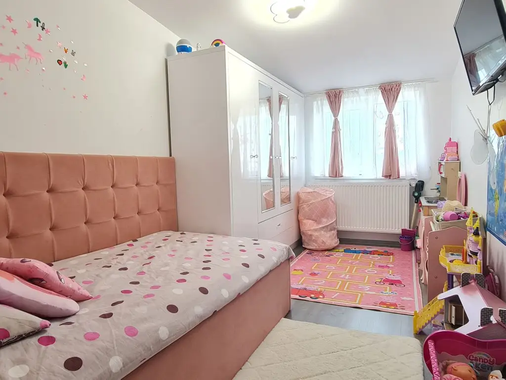 Casa mobilata si utilata in Cartier Izvor Tarlungeni Brasov