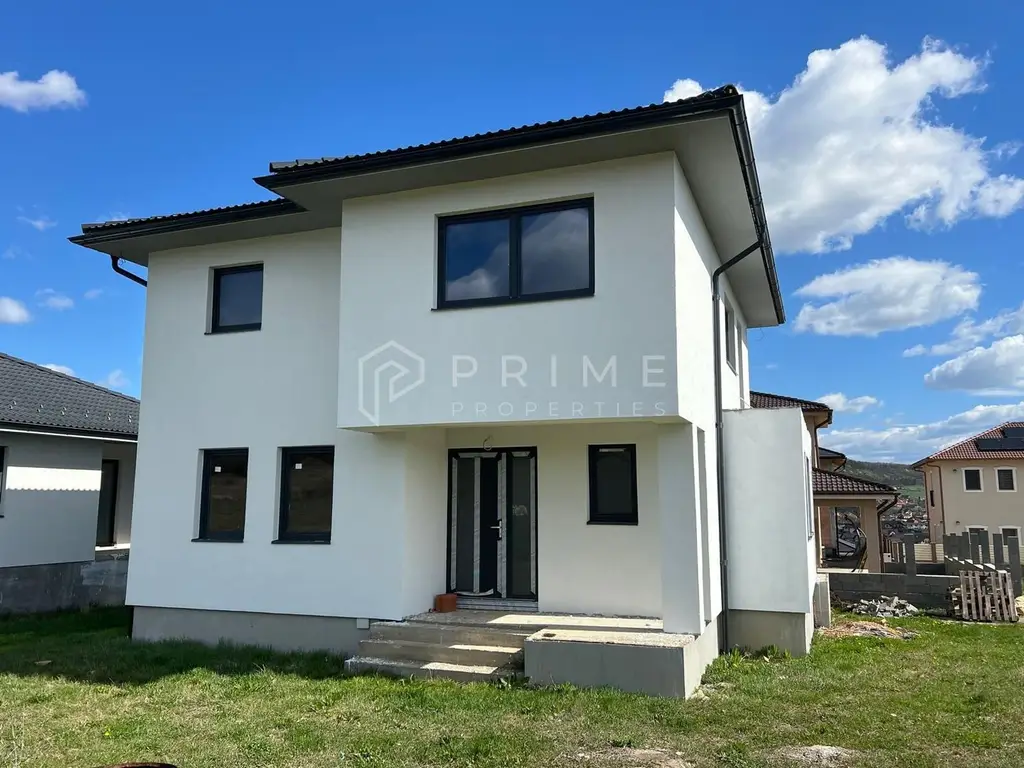 Casă individuală modernă în Corunca 150 mp utili acces rapid Tg-Mureș