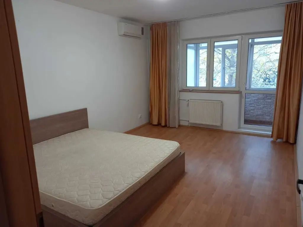 Garsoniera ANL Brâncuși lângă Centrul medical Brâncuși 42mp Etaj1/4