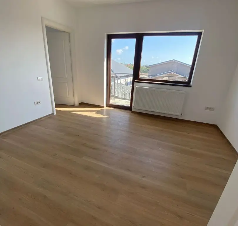 Casa P+1 de vanzare 160 MP An 2023 Predare la cheie Constanta Lumina