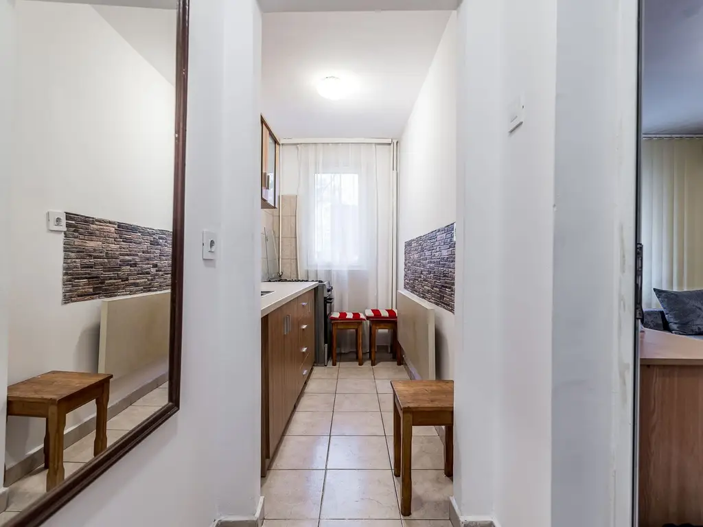 Apartament cu 2 camere, complet mobilat–Arad, zona Vlaicu, Str. Hațeg