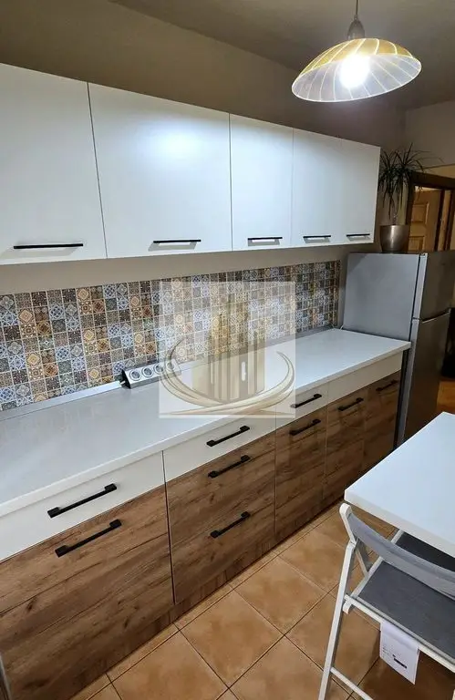 Apartament cochet, renovat complet, parter înalt – zonă liniștită