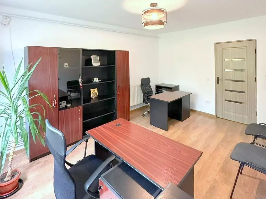 Spațiu premium pentru birou/cabinet – Țiglina 1, 270 euro