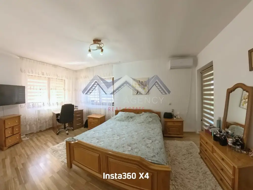 Casă individuală P+1+M cu garaj și terase spațioase – Otopeni Central