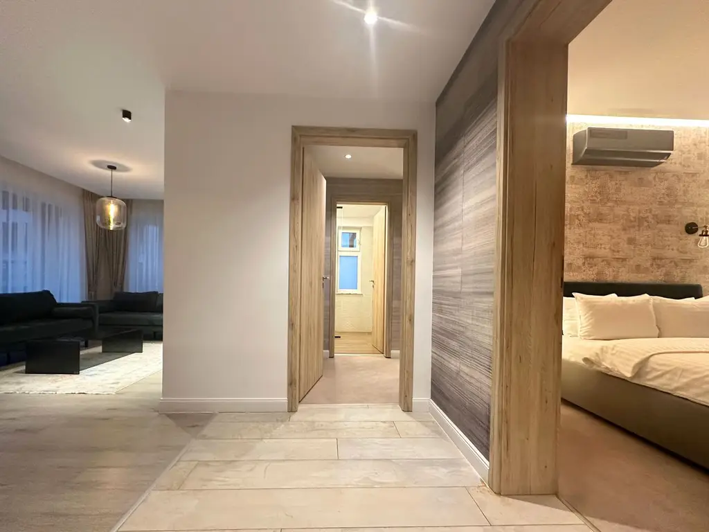 Penthouse de LUX 4 camere cu terasă spectaculoasă de 122 mp + jacuzzi