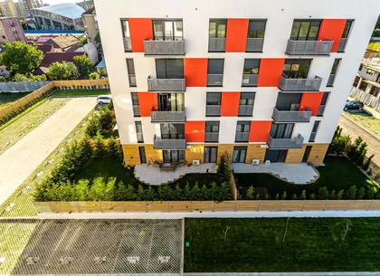 SINGURUL APARTAMENT CU GRADINA DIN NOUL BLOC R39, ARED RED 9