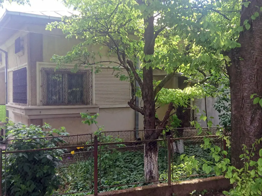 Vand casa tip vila, zona Copou