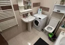 Particular - închiriez 2 camere - metrou Gorjului