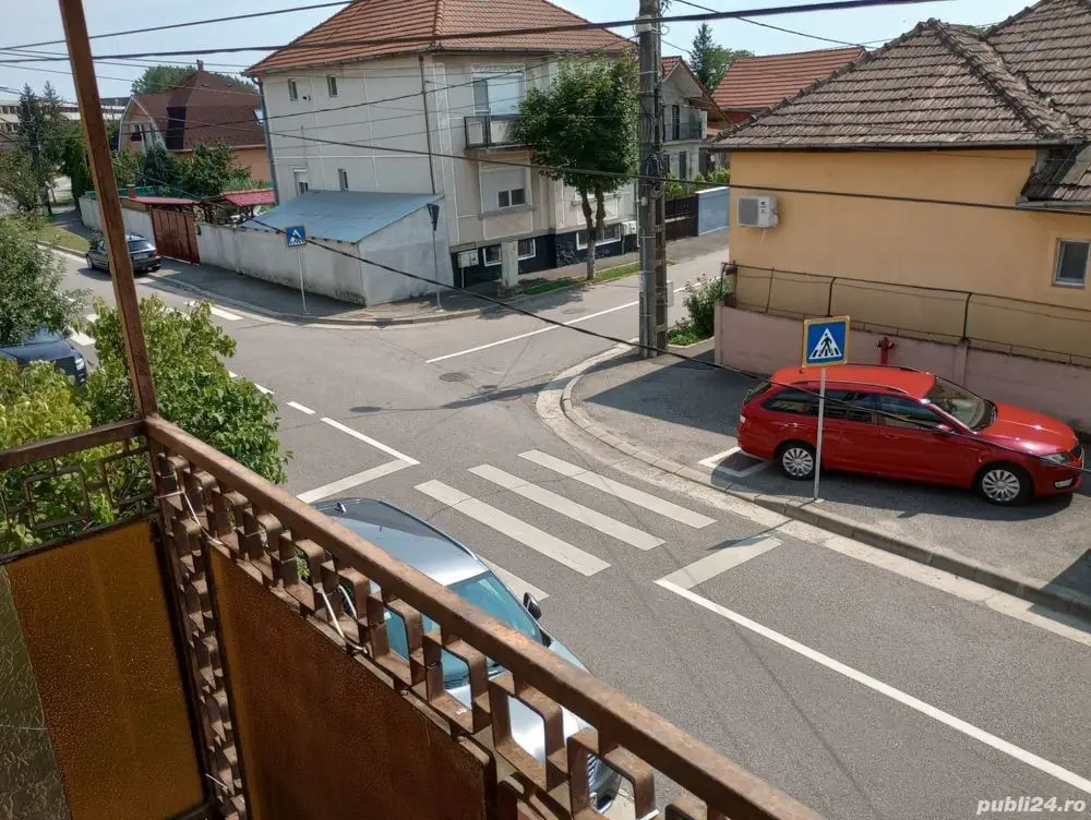 Ag BRASADAS vinde apt 3 camere la casa cu teren Axente Sever