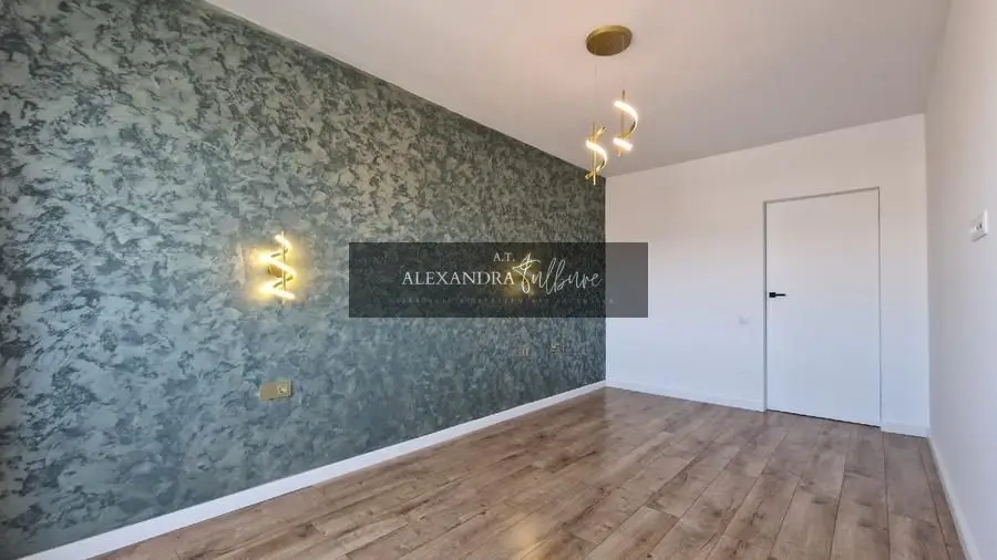 Apartament 2 camere, etaj intermediar, terasa,