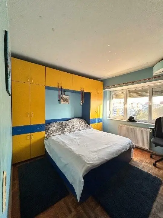 Apartament 3 camere Lujerului + parcare! la 3 minute de metrou.
