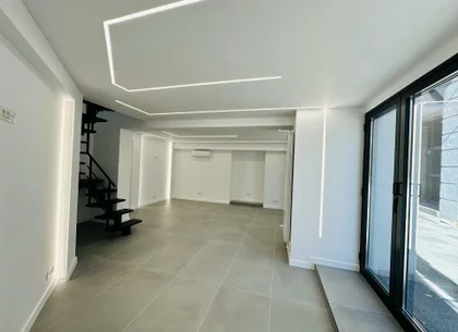 Spaţiu comercial   - Bd. Decebal             Exclusivitate