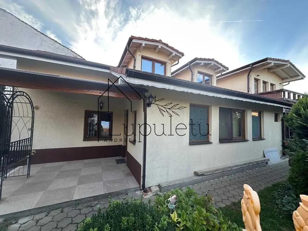 Casă de Vânzare | 180 MPU | Teren 336 MP | Piața Cluj