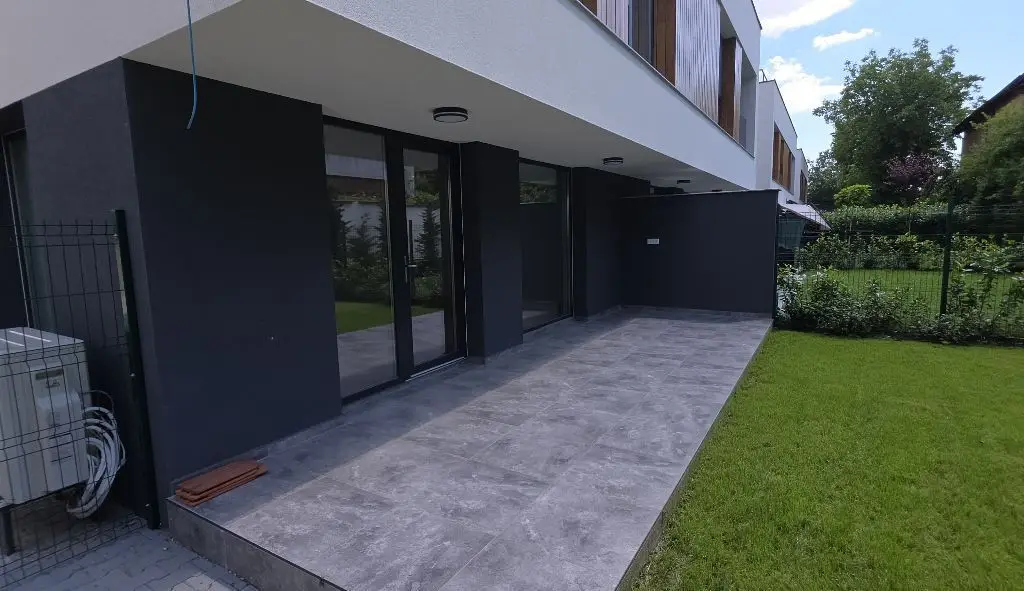 Giulesti duplex P+1 4 camere de vanzare