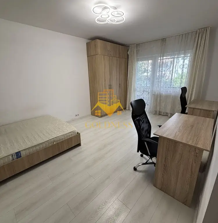3 camere decomandate, 2 balcoane, Intre lacuri, Aurel Vlaicu, Kaufland