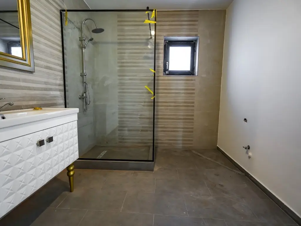 Propietar casa P+M STR.SAFIRULUI