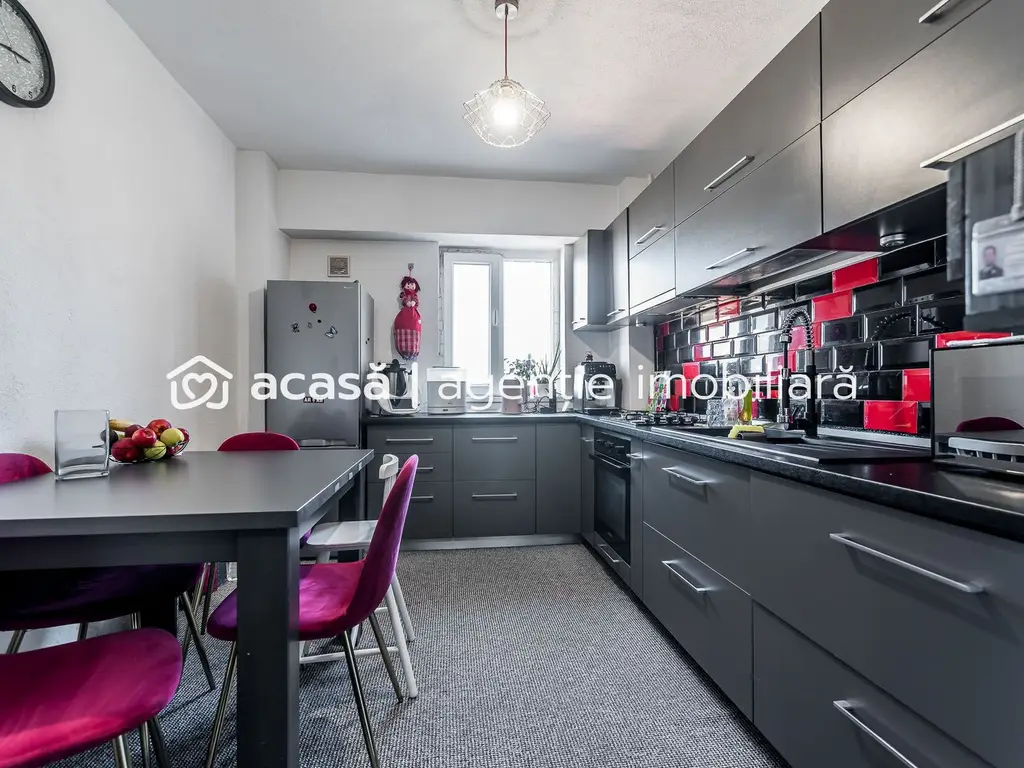 Rezervat Apartament amenajat cu 2 camere, decomandat la Intim