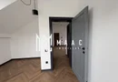 Apartament la vilă I 3 Camere I Et 2 I Balcon I 2 Parcări