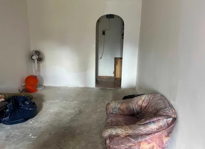 BRASADAS vinde garsoniera pe Ostrovului 25mp la parter.