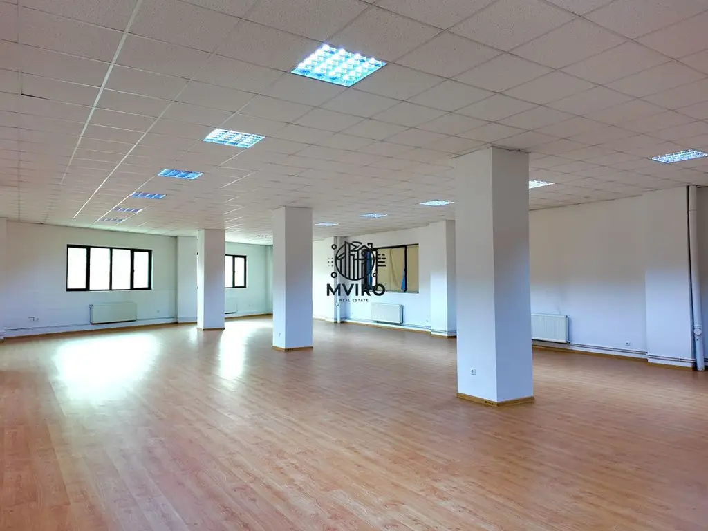 Spatiu comercial / birouri de 500 m2 - Open space de inchiriat la parter