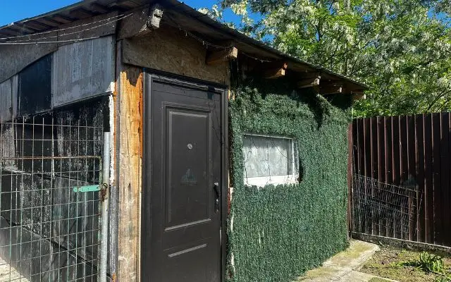 Casă de vânzare – zona Pictor Andreescu / Intrarea Trifoiului