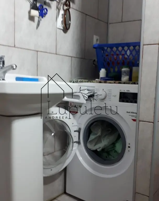 Garsonieră de Vânzare | 30 MPU | Decomandată | Parter | Lazaret