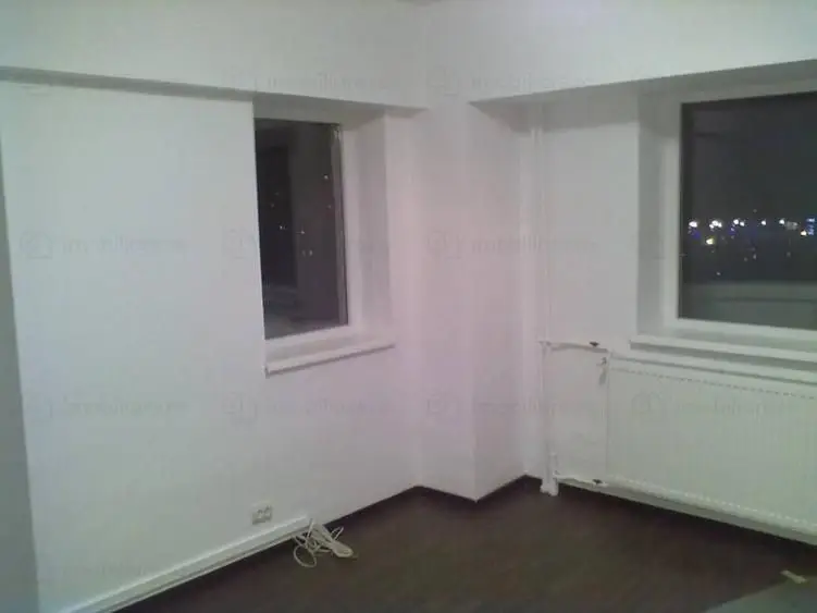 BRASADAS Inchirieriaza DUPLEX 5 camere BD. UNIRII