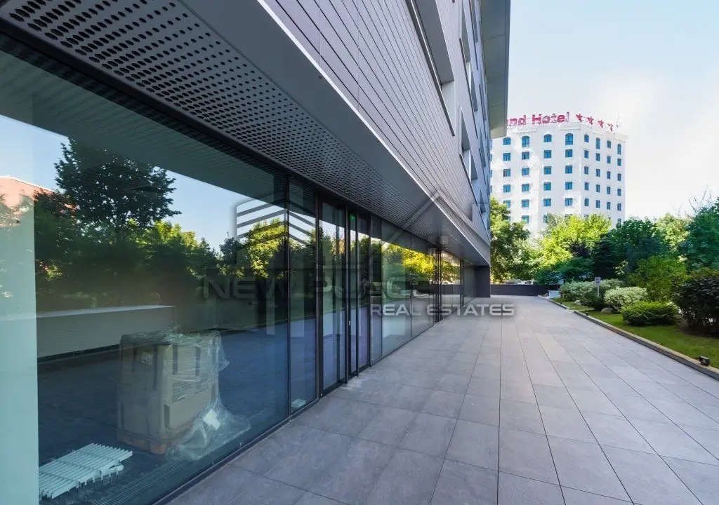 Cortina Residence | Spatiu comercial/birou | 750 Eur + TVA | LUX