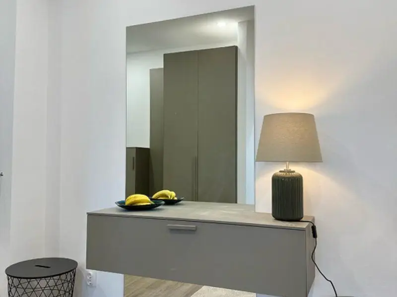 Tineretului apartament 3 camere renovat. mobilat nou