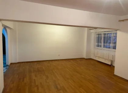 BRASADAS vinde ap cu 4 cam RENOVAT, 106mp, etaj 1 în zona SOARELUI.