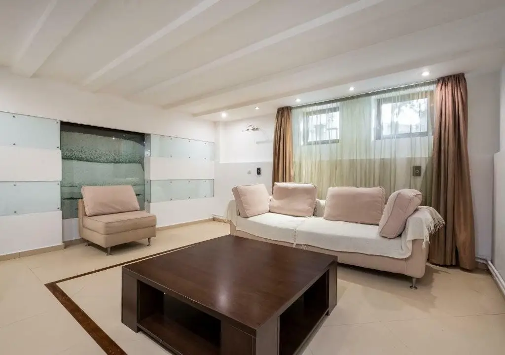 Apartament 3 Camere - zona Domenii - direct propietar