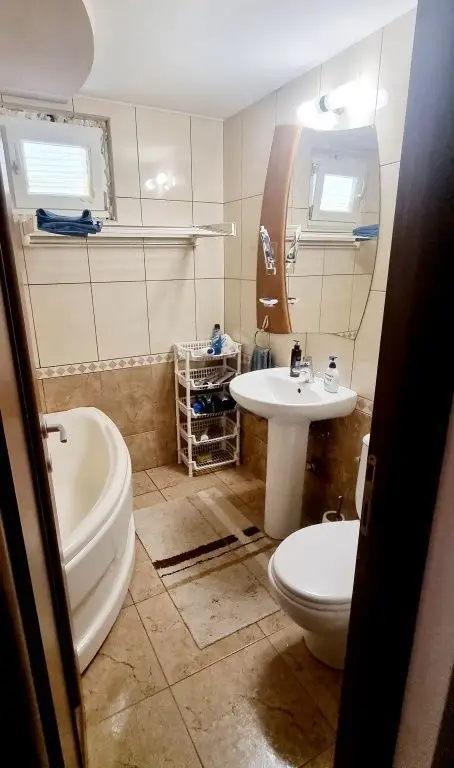 Vand apartament 4 camere Margeanului - Ilie Mihail