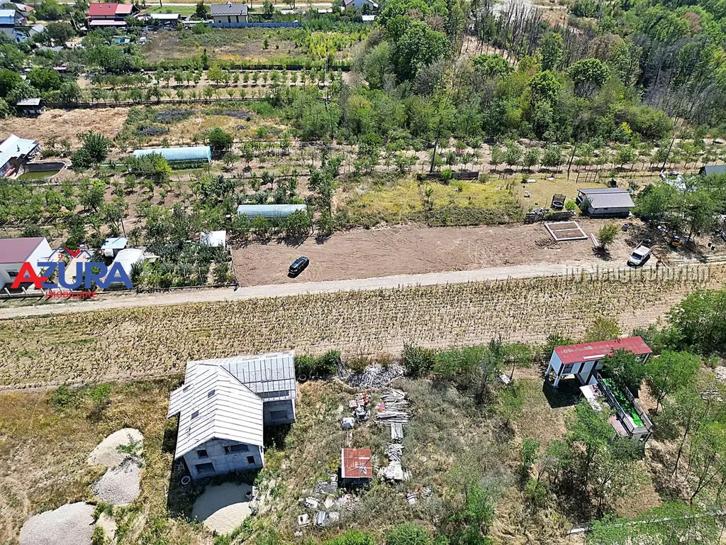 AZURA Imobiliare - Teren Mosoaia Dealul Viilor langa Padure