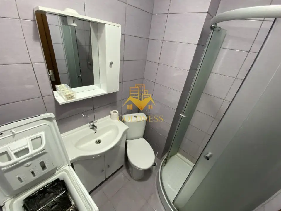 3 camere semidecomandate, balcon, parcare, Iris, Oasului