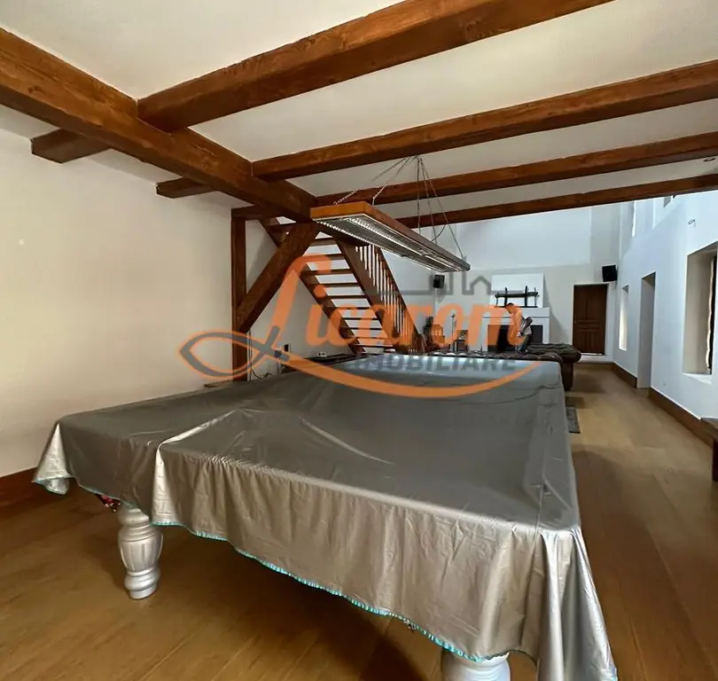 Casa saseasca CRISTIAN,amenajata LUX,pt turism,piscina,curte