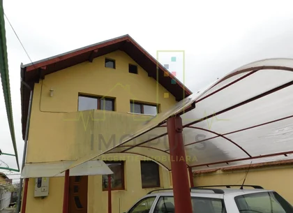 Casa individuala in Chisoda. Toate utilitatile. Bucatarie mobilata si utilata