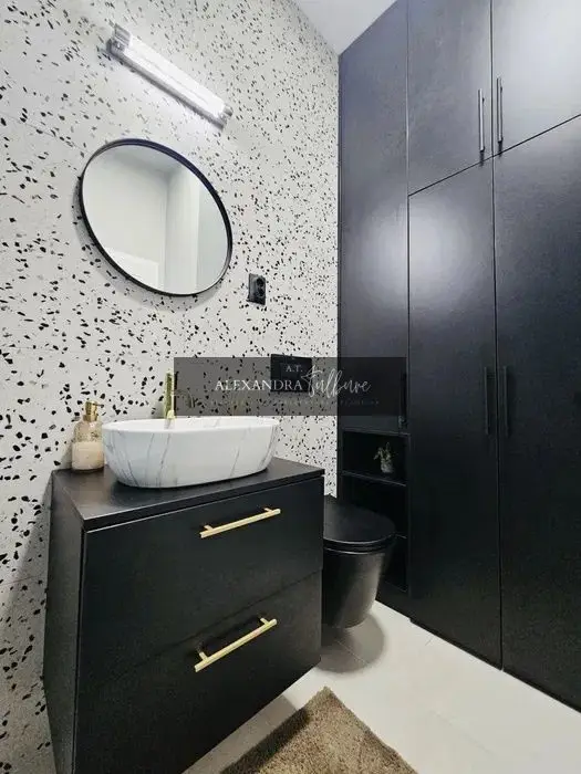 Apartament 2 camere, etaj intermediar, terasa, garaj, Eroilor