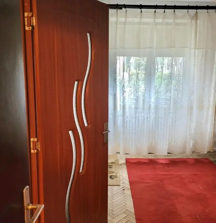 Apartament 2 camere, central, parter – Giurgiu