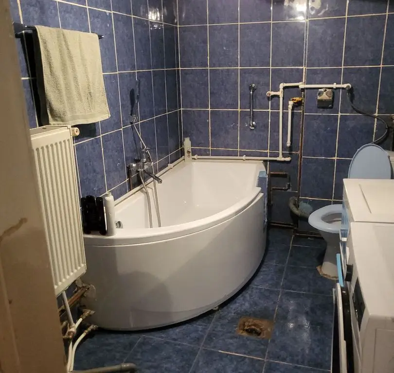 Vand apartament in vila