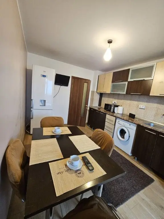 De inchiriat apartament cu 2 camere Baia Comunala, 450 Euro