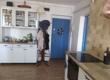 BRASADAS vinde ap ultracentral cu 3 camere.