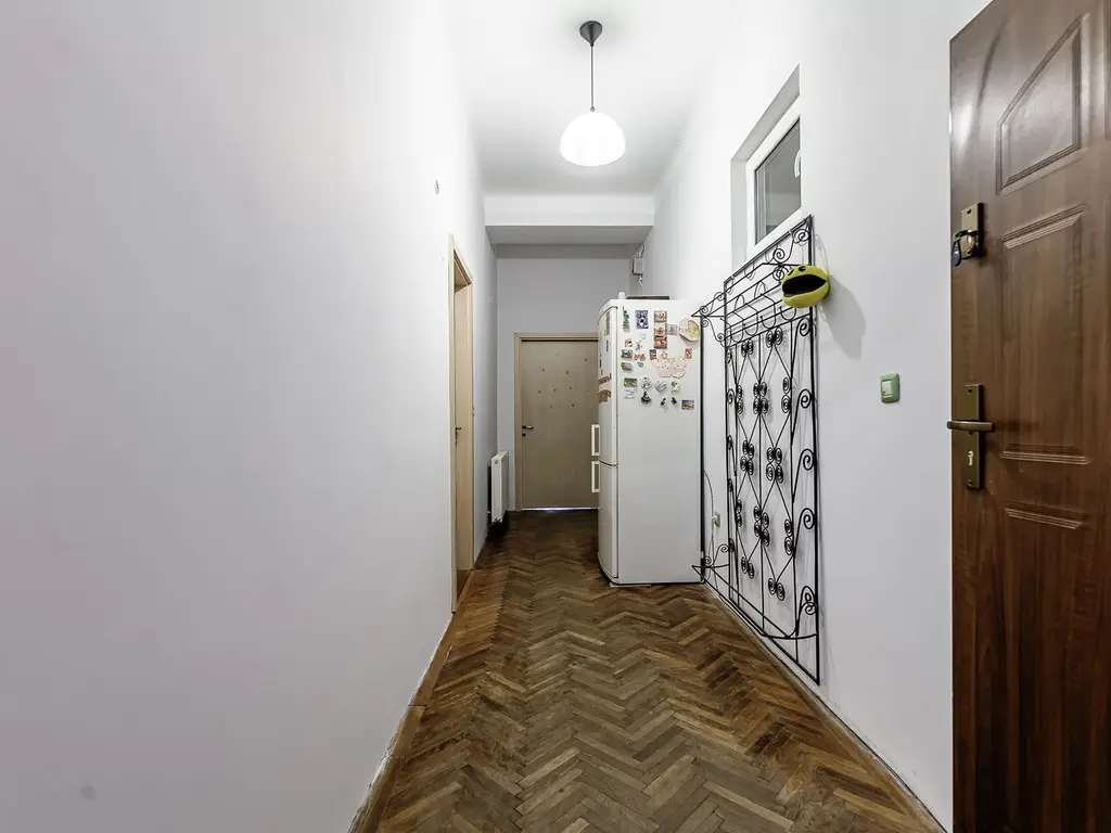 Apartament în Piața Catedralei, 93 mp utili.